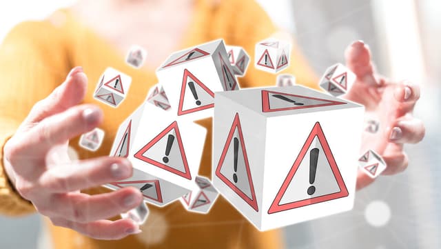 動画生成AIを活用する際の注意点のイメージ図