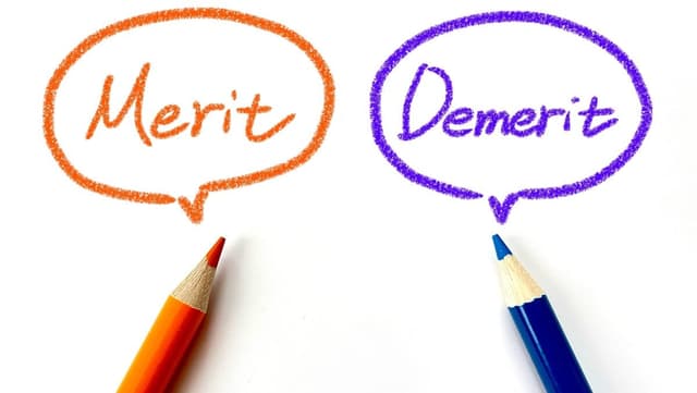 OCR（文字認識）のメリット・デメリットのイメージ図