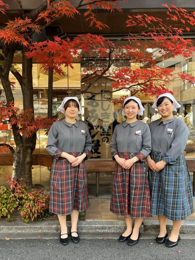 株式会社にしき堂集合写真