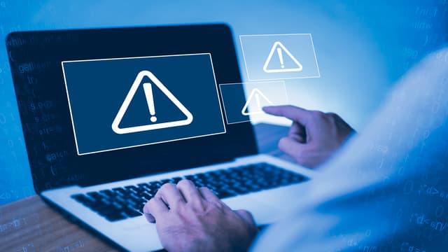 Webサイトのリニューアルを進める際の注意点のイメージ図
