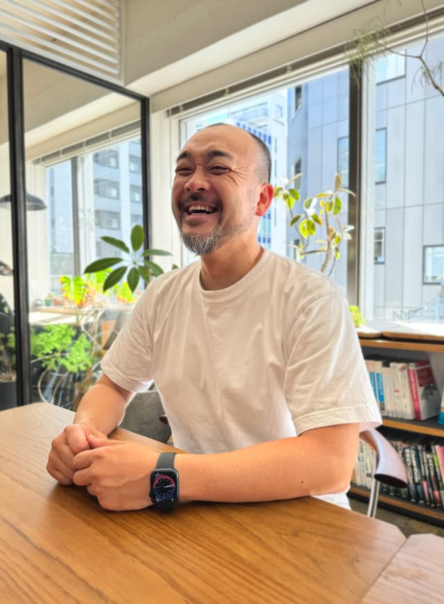 クアッド株式会社 の伏見様
