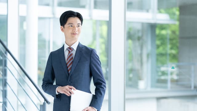 システム開発でクラウドサービスを導入するには?のイメージ図