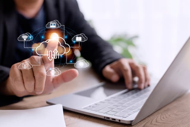 中小企業が抱える課題を解消するポイントのイメージ図