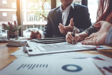 「外注」とは?業務委託との違いや外注先の探し方を詳しく紹介 - システム開発のプロが発注成功を手助けする【発注ラウンジ】