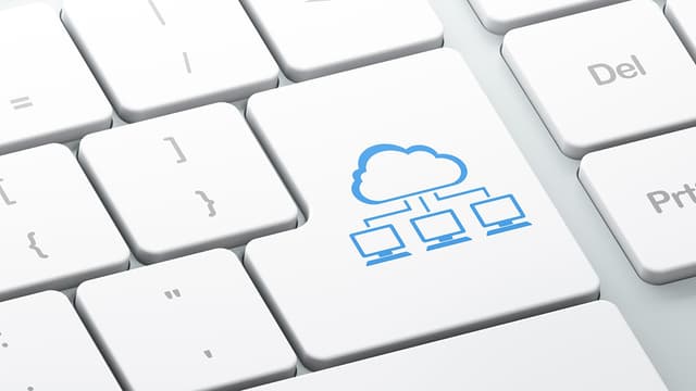 PCとクラウドのイメージ